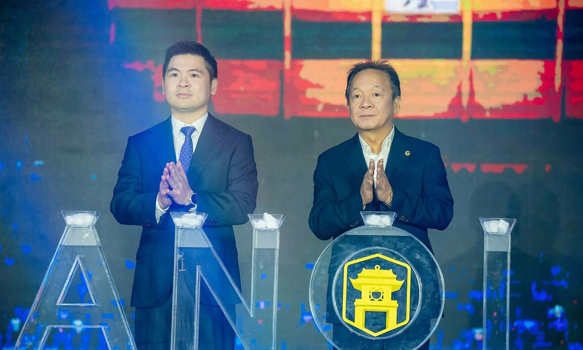 Tải app OKFUN – Cùng Hà Nội FC ăn mừng 20 năm chinh phục V-League - hình ảnh - okfun.vn Tải app OKFUN – Cùng Hà Nội FC ăn mừng 20 năm chinh phục V-League - hình ảnh - okfun.vn