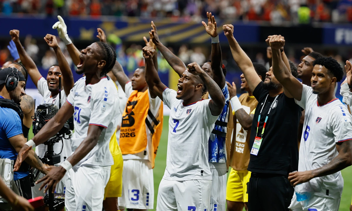 Trung vệ Cape Verde: ‘Sẽ trả giá đắt nếu đá sòng phẳng với Tây Ban Nha’: góc nhìn mới cho người chơi Việt - hình ảnh - okfun.vn