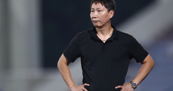 HLV Kim Sang-sik đối mặt thử thách lớn tại Asian Cup 2027 sau thành công AFF Cup - hình ảnh - okfun.vn