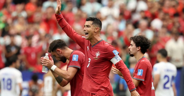 ‘Phù thủy’ Ghana tiên đoán Ronaldo vô địch World Cup, mở khóa cho Harry Kane ghi bàn - hình ảnh - okfun.vn ‘Phù thủy’ Ghana tiên đoán Ronaldo vô địch World Cup, mở khóa cho Harry Kane ghi bàn - hình ảnh - okfun.vn