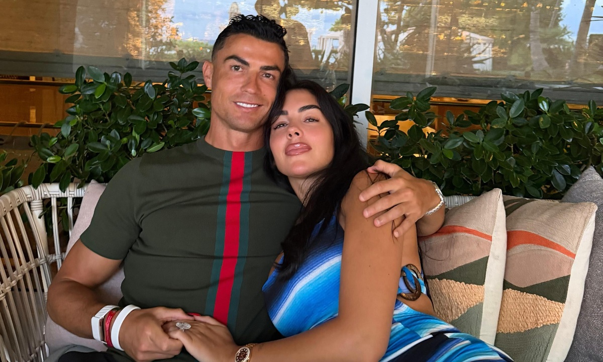 OKFUN cược bóng đá: Ronaldo và Georgina – Hành trình 10 năm vun đắp tổ ấm - hình ảnh - okfun.vn