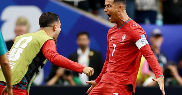 HLV Martinez: ‘Bồ Đào Nha phải chịu đựng tin đồn ác ý’ - hình ảnh - okfun.vn HLV Martinez: ‘Bồ Đào Nha phải chịu đựng tin đồn ác ý’ - hình ảnh - okfun.vn
