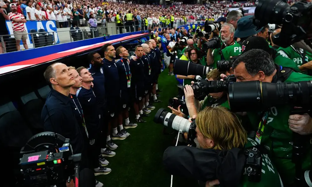Tuchel Khiến FIFA Thay Đổi Quy Định Nghi Thức Quốc Ca Trước Trận Đấu - hình ảnh - okfun.vn Tuchel Khiến FIFA Thay Đổi Quy Định Nghi Thức Quốc Ca Trước Trận Đấu - hình ảnh - okfun.vn