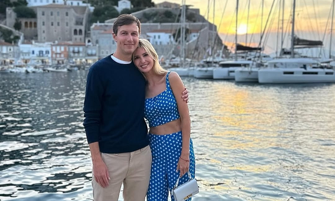 Đăng nhập OKFUN để theo dõi phong cách thời trang hè của Ivanka Trump - hình ảnh - okfun.vn Đăng nhập OKFUN để theo dõi phong cách thời trang hè của Ivanka Trump - hình ảnh - okfun.vn