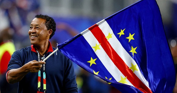 HLV Cabo Verde xúc động tạm biệt World Cup, dành lời khen đặc biệt cho Argentina - hình ảnh - okfun.vn HLV Cabo Verde xúc động tạm biệt World Cup, dành lời khen đặc biệt cho Argentina - hình ảnh - okfun.vn
