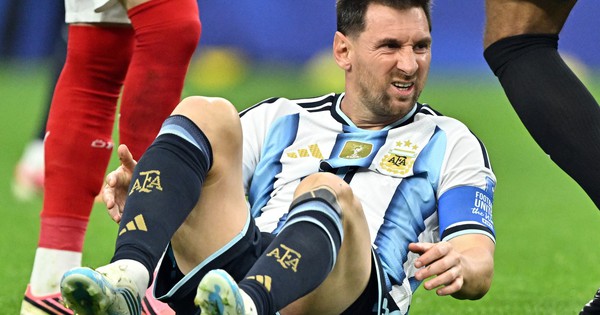 Argentina đặt quá nhiều gánh nặng lên vai Messi: Thiên tài cũng có lúc mệt!: góc nhìn mới cho người chơi Việt - hình ảnh - okfun.vn Argentina đặt quá nhiều gánh nặng lên vai Messi: Thiên tài cũng có lúc mệt!: góc nhìn mới cho người chơi Việt - hình ảnh - okfun.vn